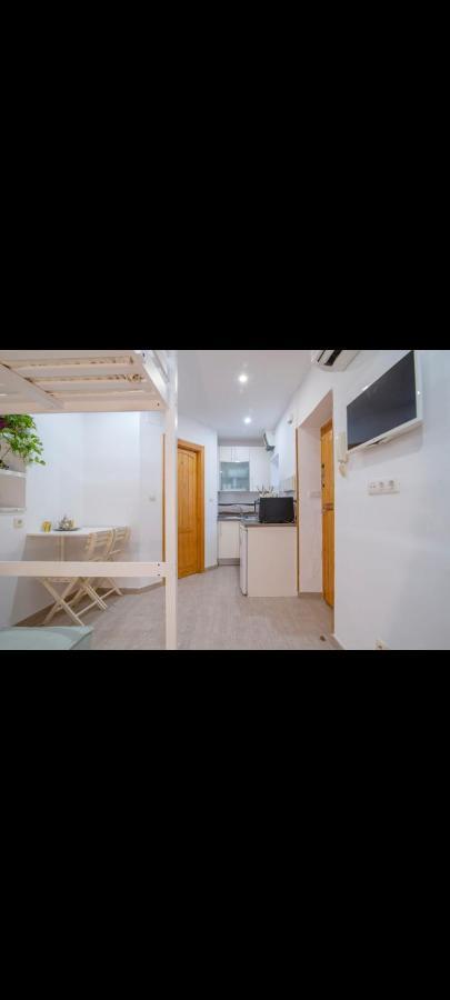 Centrico Apartamento Lägenhet Granada Exteriör bild